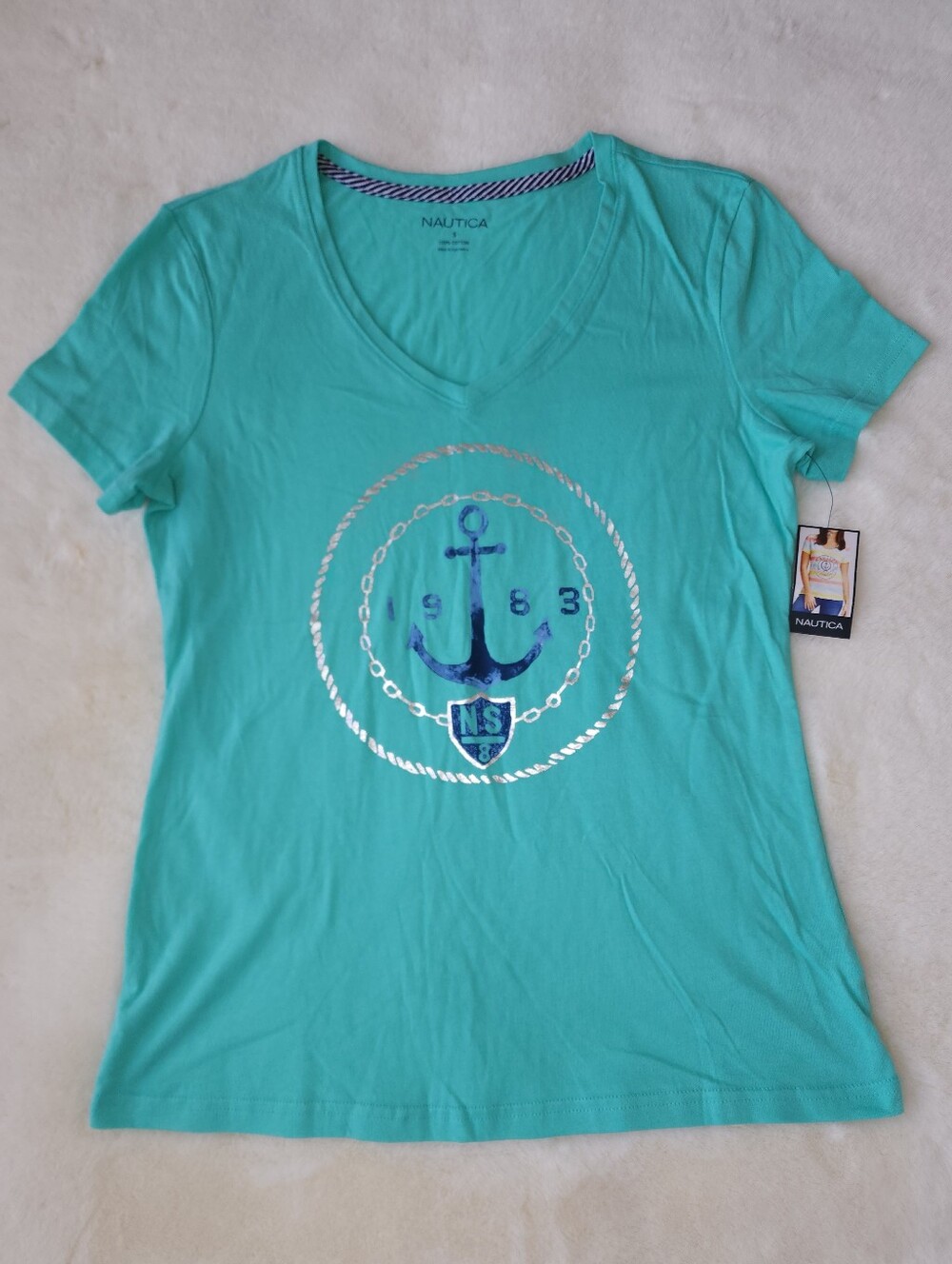 Nautica Teal V-Neck 1983 Anchor Graphic Tee Size Small
